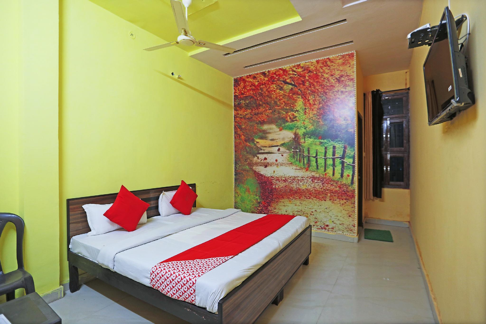 Bedroom 2, OYO 49089 Sangam Guest House, Bhiwani