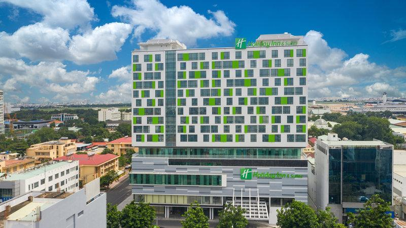 Exterior & Views 1, Holiday Inn & Suites Saigon Airport, Tân Bình