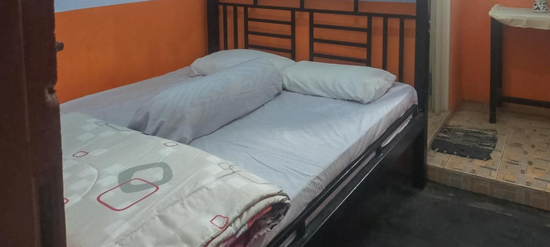 Bedroom, Homestay Bu Suwati Syariah, Lumajang