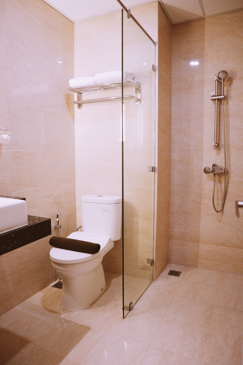 Bathroom 2