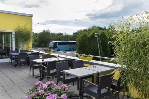 Balcony/terrace 5, Hotel-Restaurant Stand'Inn, Esch-sur-Alzette