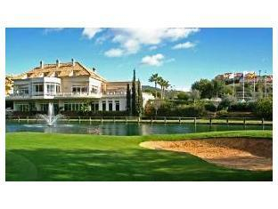 Golf course [on-site] 3, Hotel - Apartamentos Greenlife Golf, Málaga