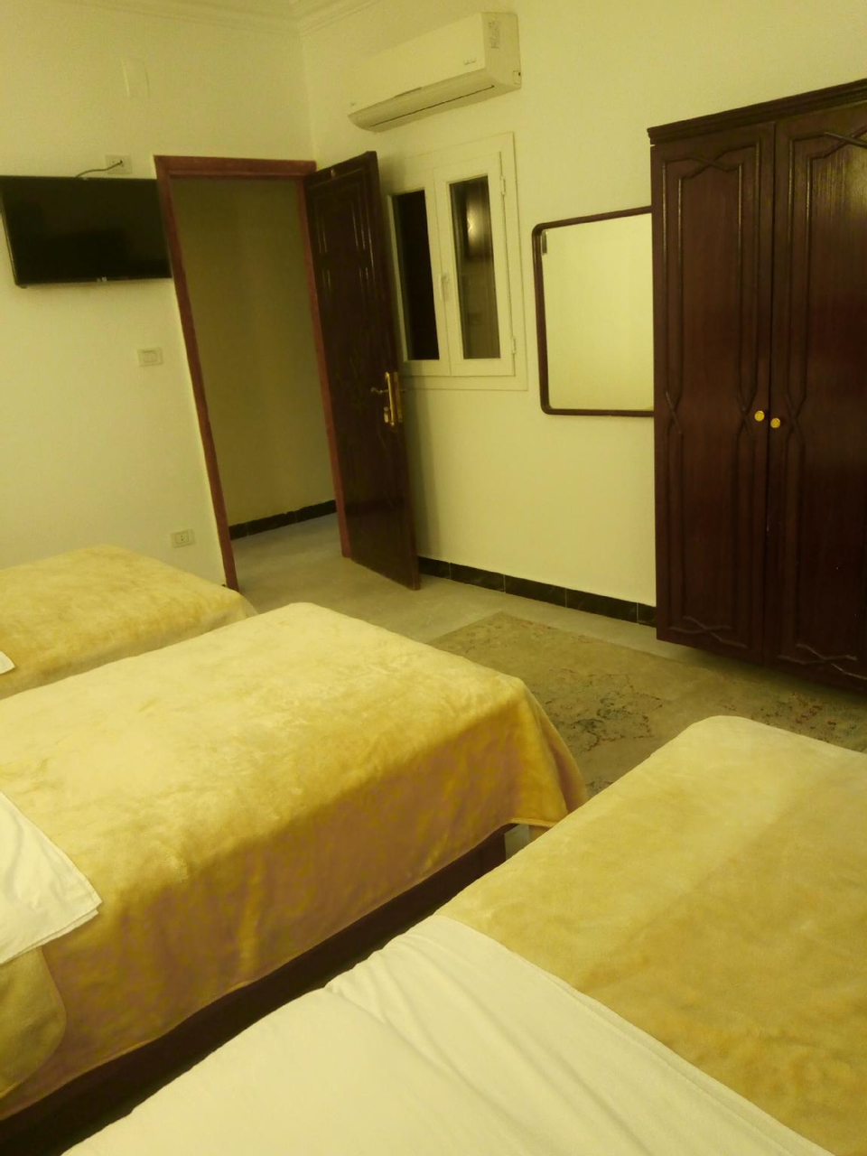 Bedroom 2, Arabian Nights Hostel, Al-Jamaliyah