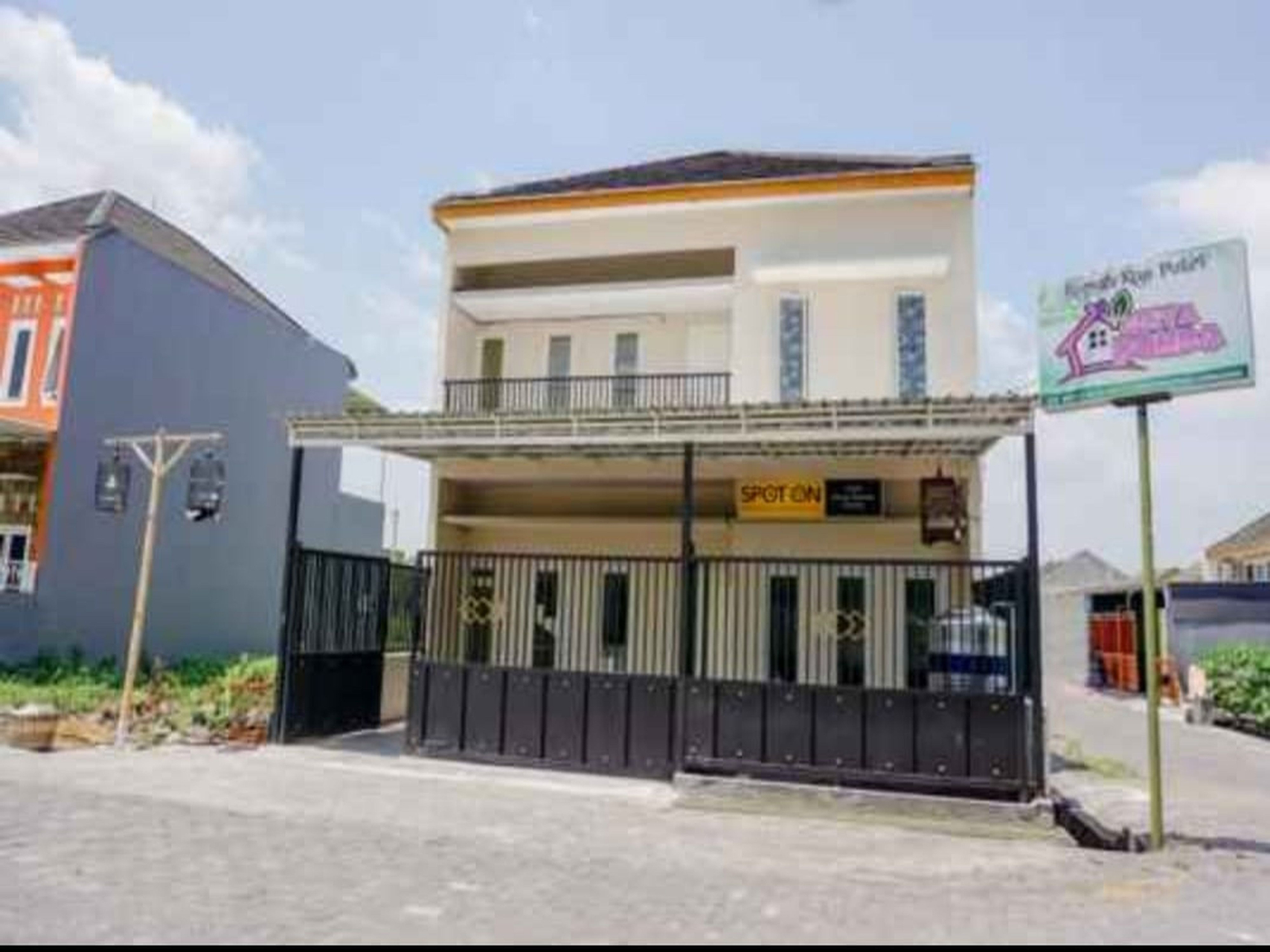 Exterior & Views 1, Griya Bunda Family Syariah, Lumajang