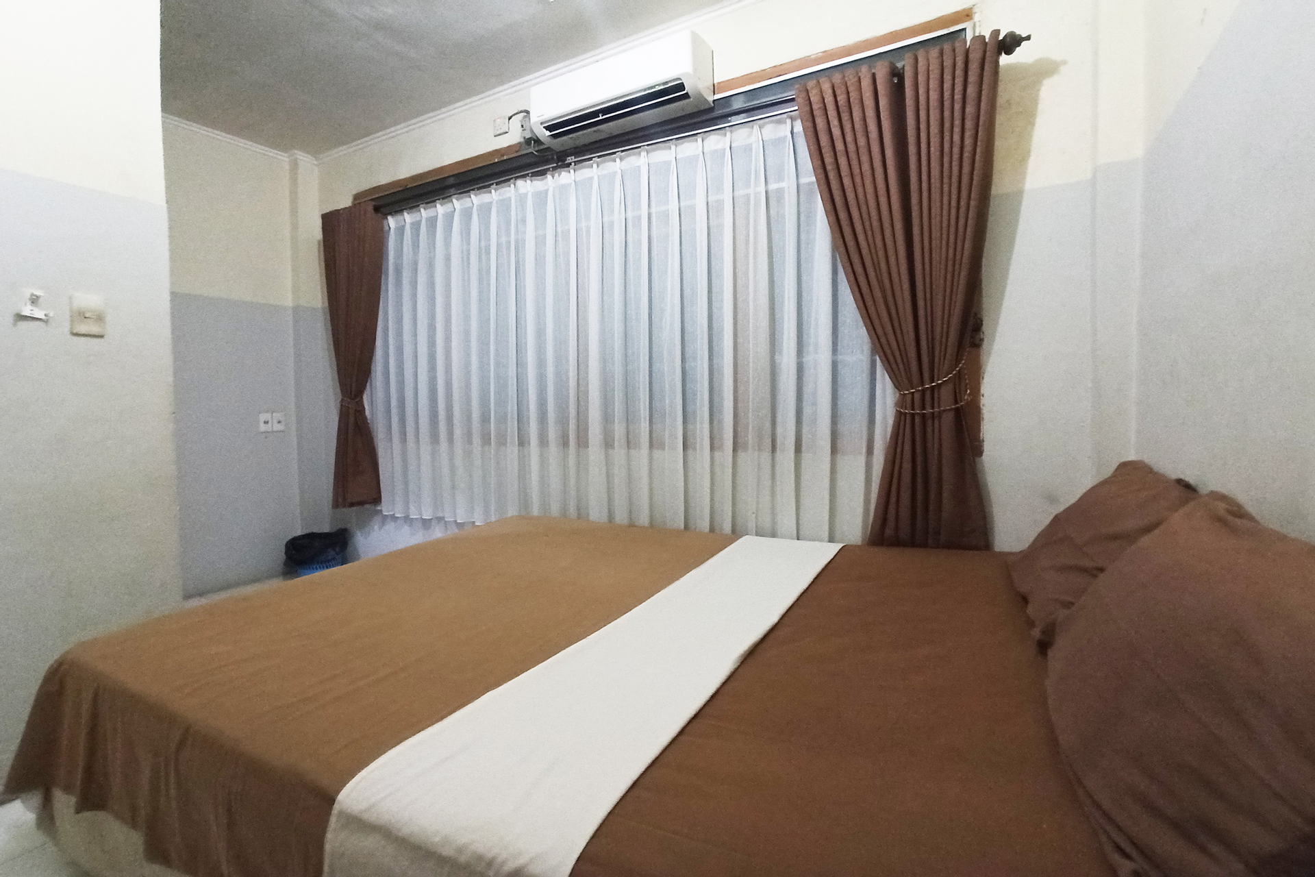 Room 2