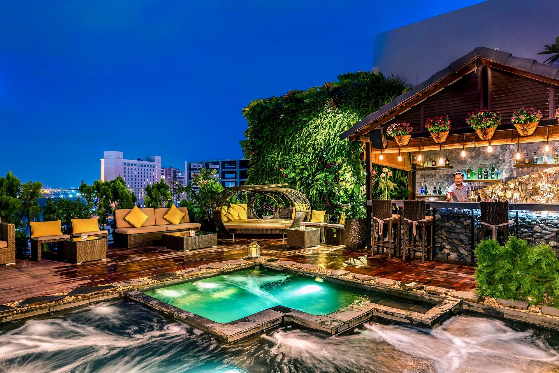 Sport & Beauty 2, Silverland Sakyo Hotel, Quận 1