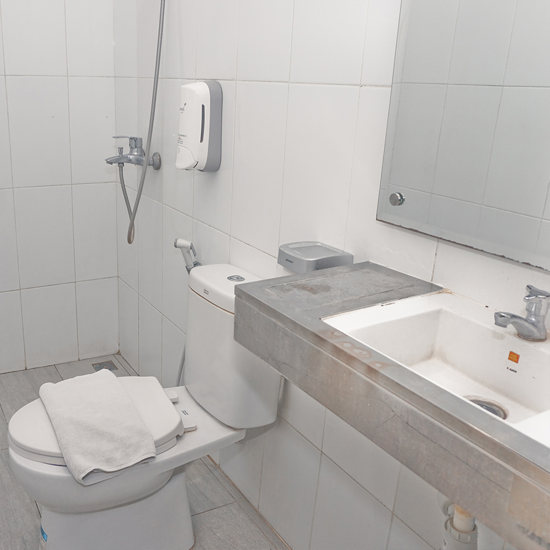 Bathroom 2