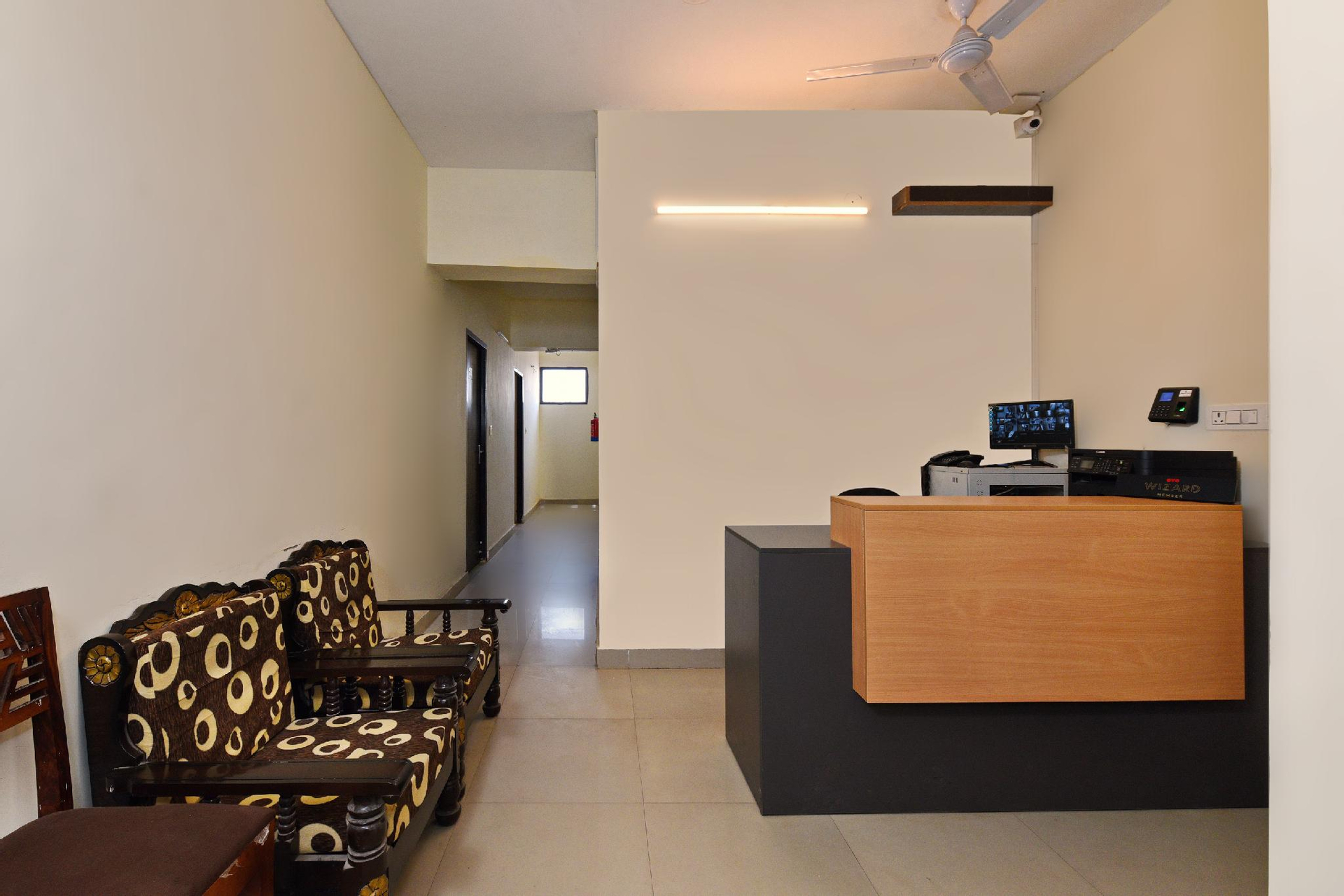 Public Area 2, Super OYO Flagship 42752 Greenfield Colony, Faridabad