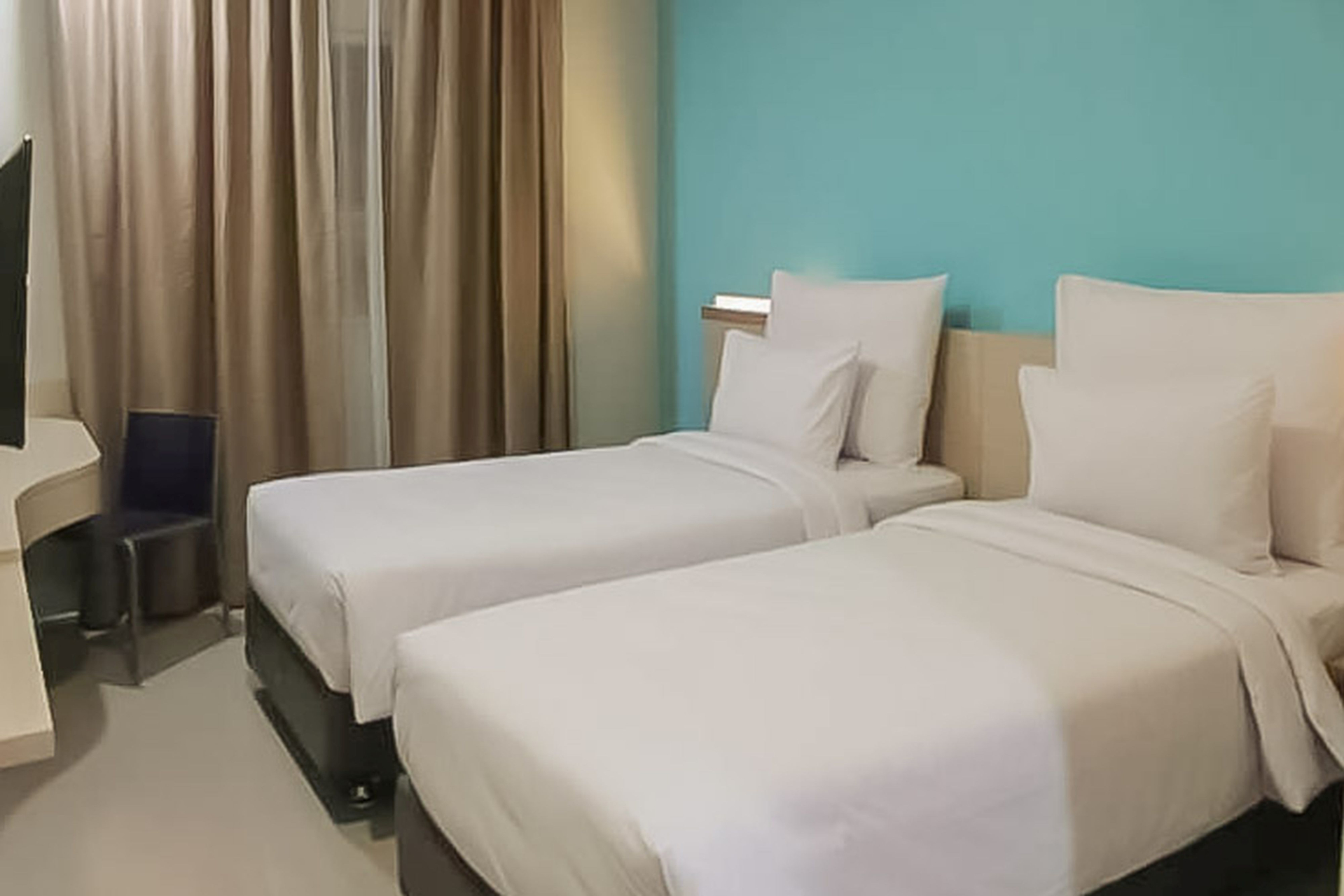 Bedroom 3, Hotel Mutiara RedPartner, Padang Sidempuan
