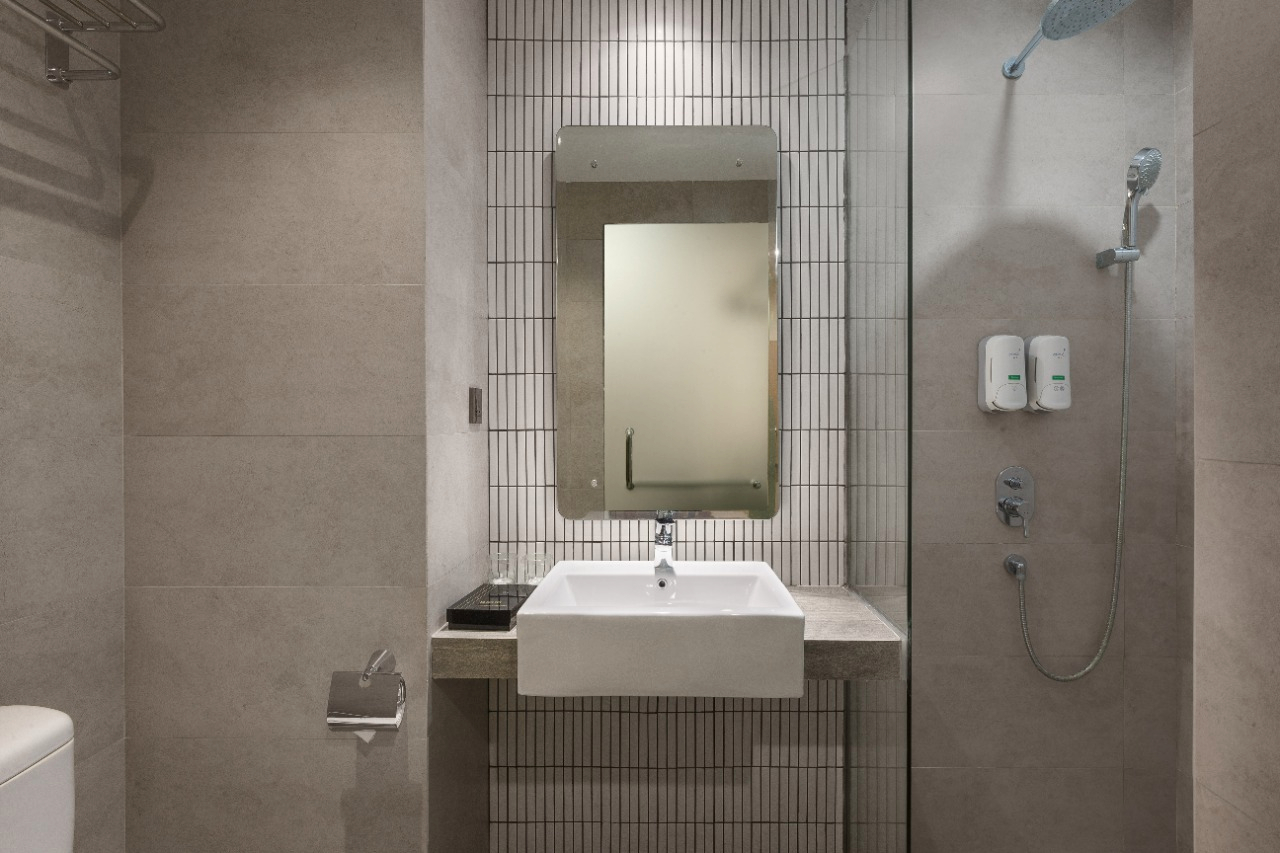Bathroom 3
