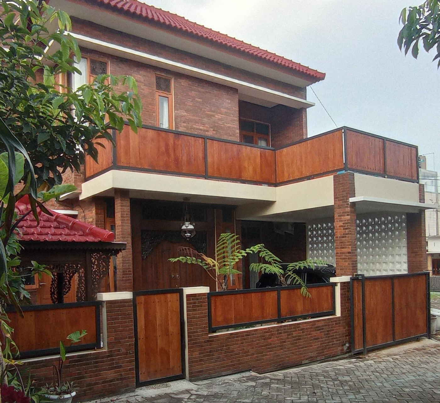 Exterior & Views 1, Omah Gebyok Batu, Malang