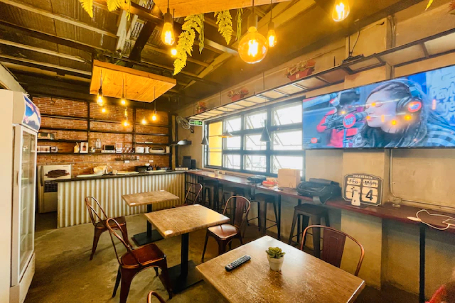 Food & Drinks 5, Vaccinated Staff - OYO 852 Happynest Hostel, Cebu City