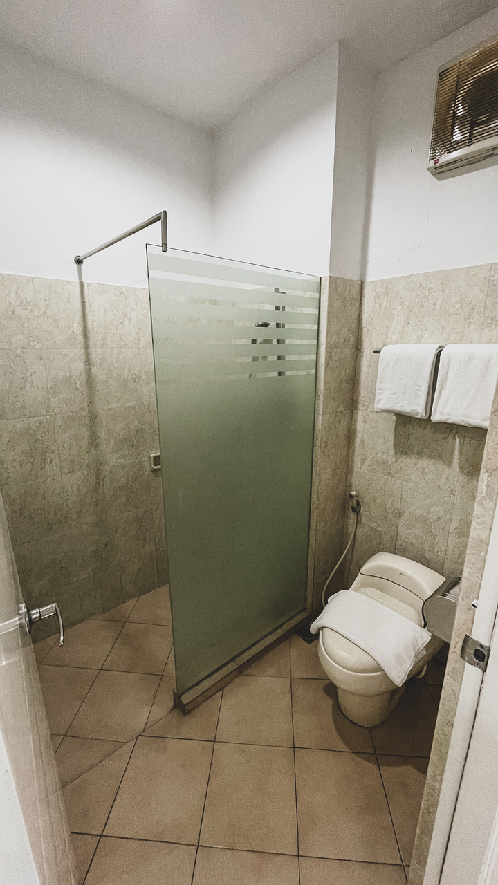 Bathroom 4
