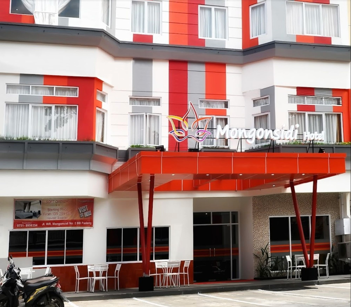 Exterior & Views 2, Mongonsidi Hotel, Padang