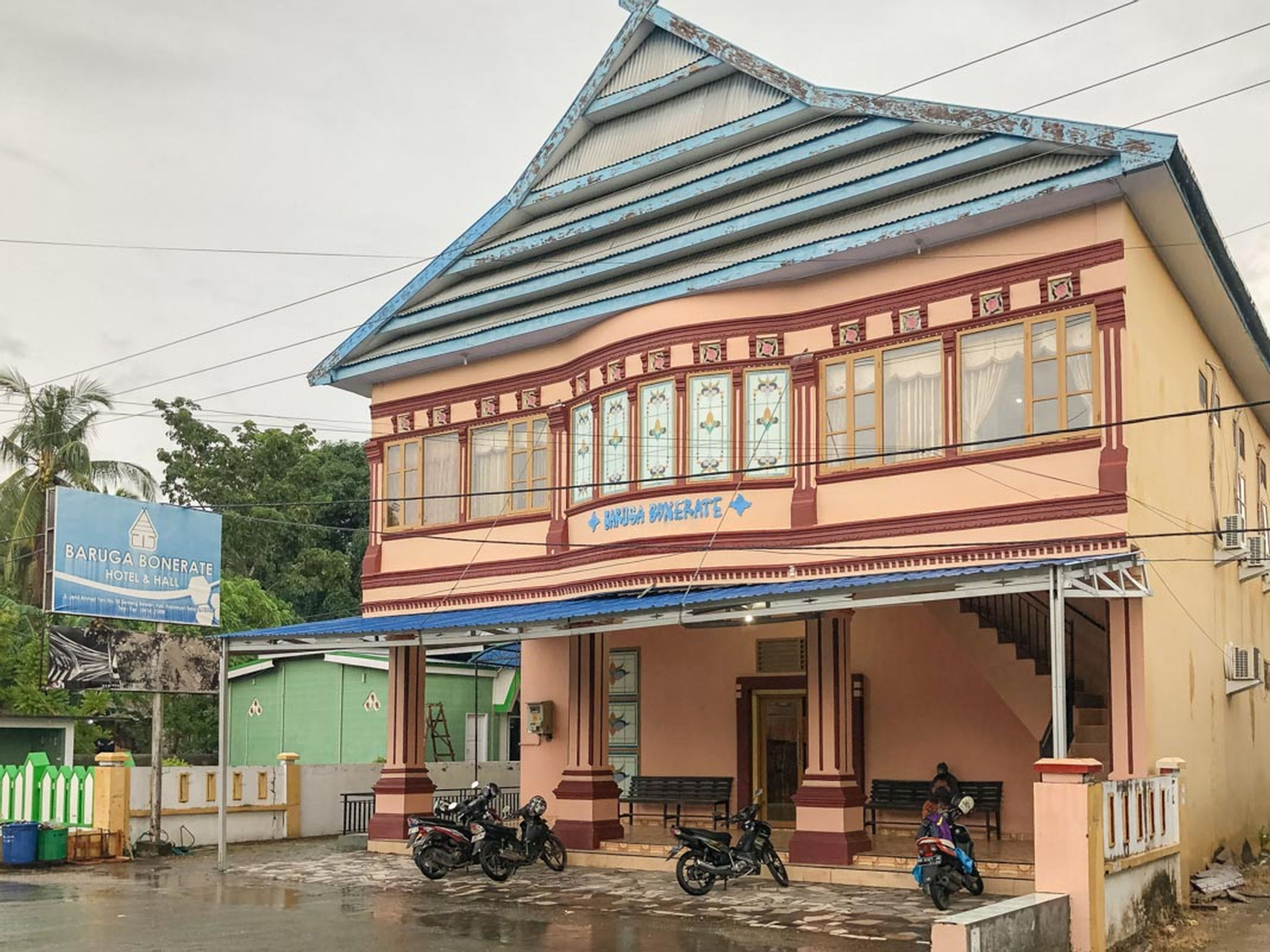 Exterior & Views 1, RedDoorz Syariah @ Hotel Baruga Bonerate Selayar, Kepulauan Selayar