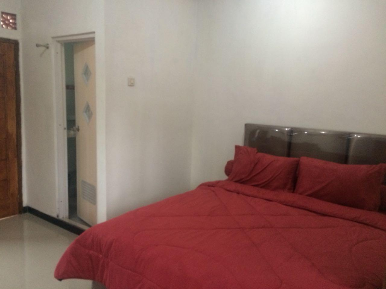 Bedroom 2, CASA BROMO HOMESTAY - PRIVATE ROOM 1, Probolinggo