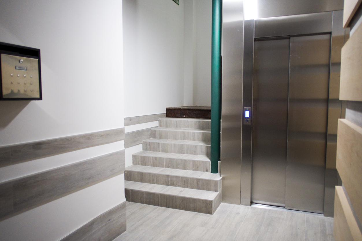 Public Area 3, AT Compania 9, Navarra