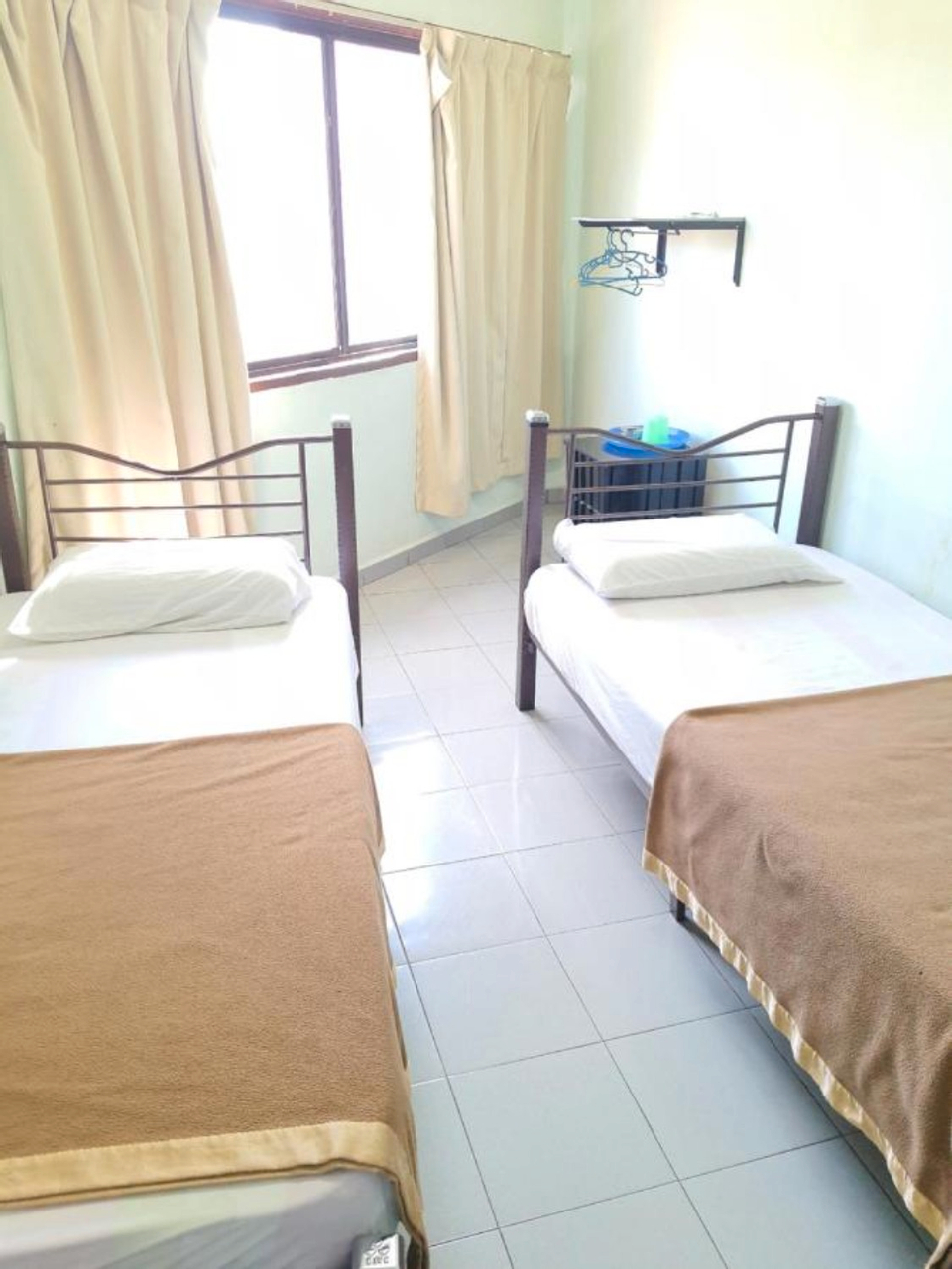 Bedroom 3, OYO 90433 Cido Hotel, Temerloh