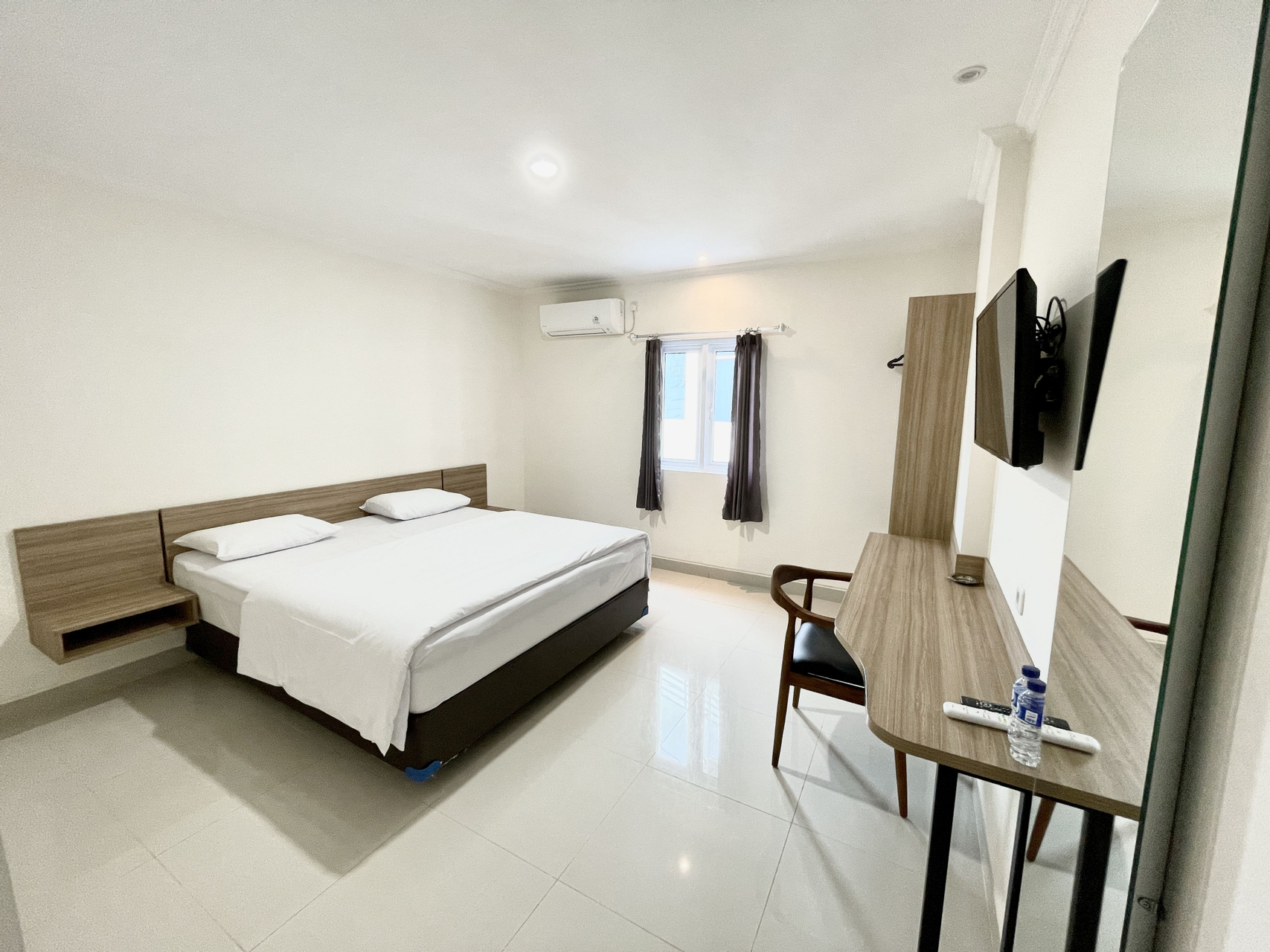 Kamar dengan Ranjang King - Pemandangan Kota