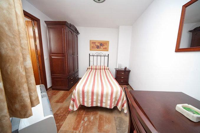 Bedroom 3, San Cayetano, Málaga