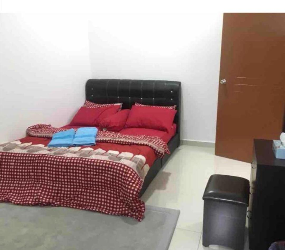 Bedroom 2, Haziq Family Homestay, Port Dickson