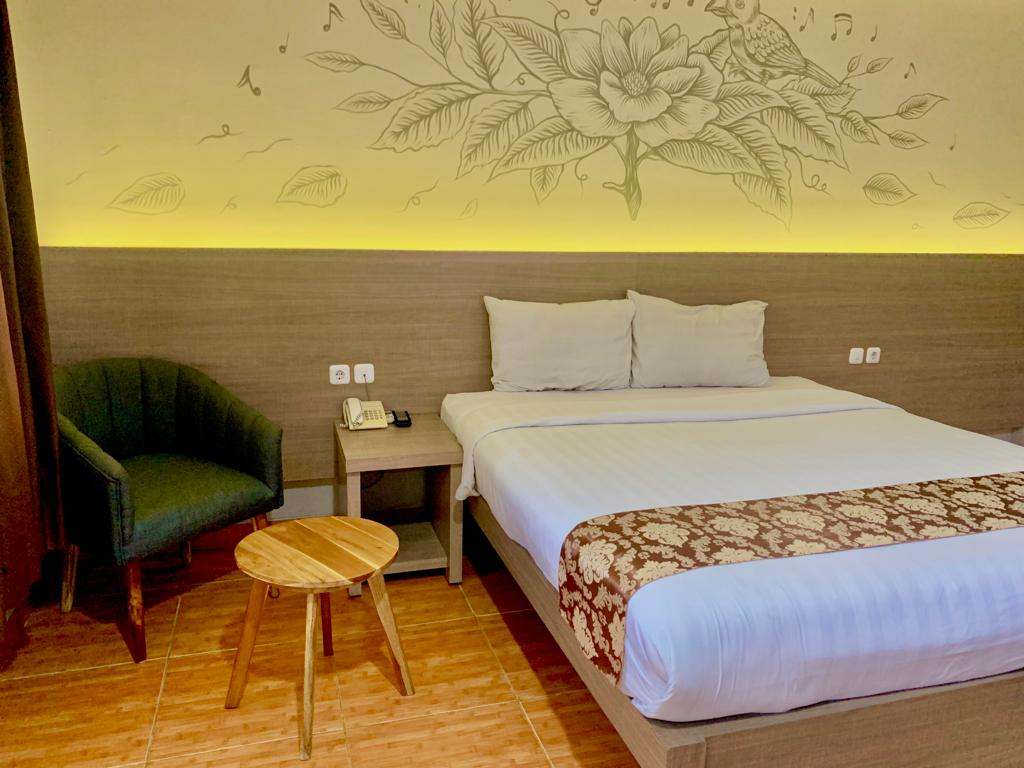 Kamar Deluks Double - Pemandangan Taman