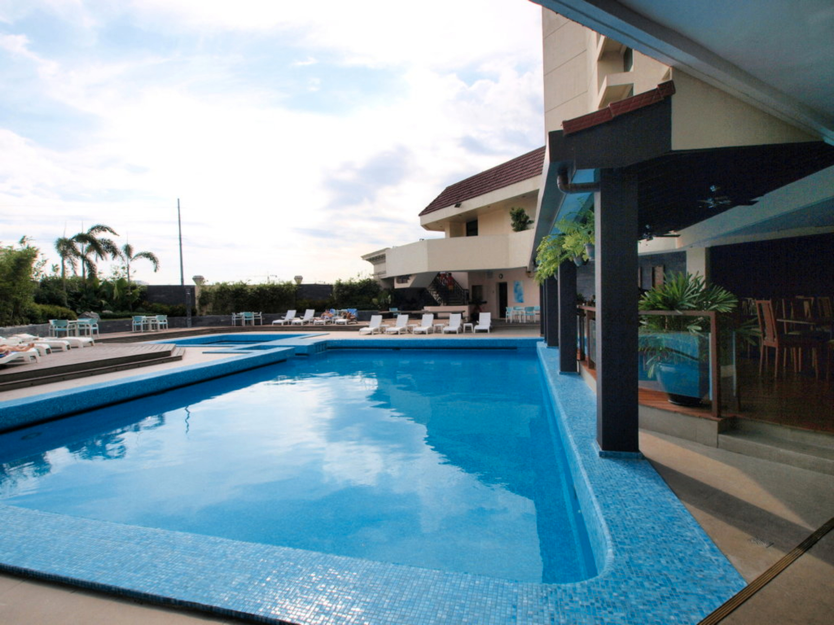 Sport & Beauty 2, The Heritage Hotel Manila, Pasay City
