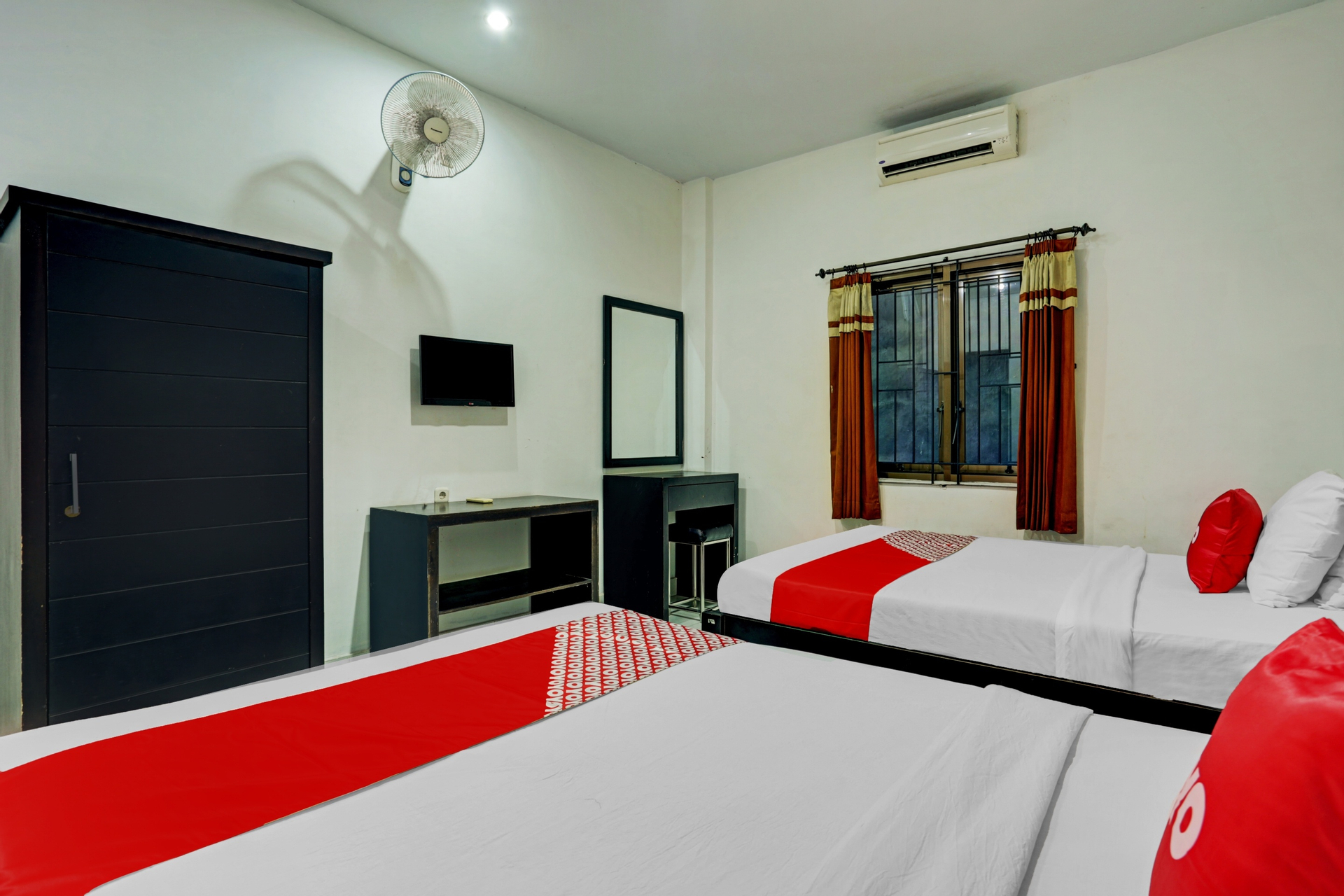 Room 7