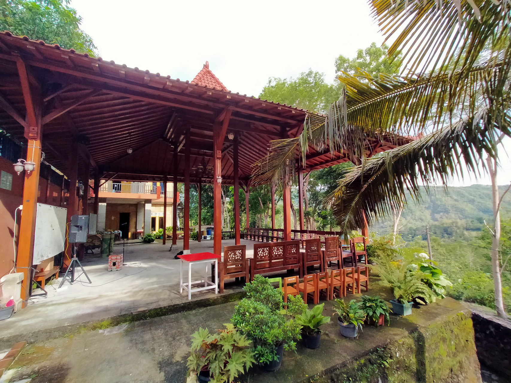 View 2