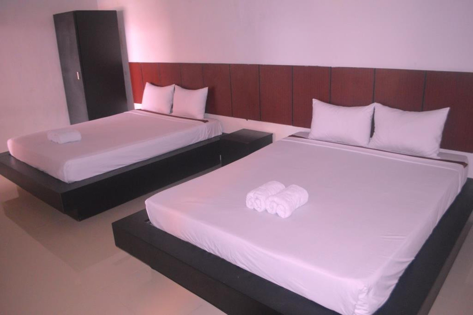 Bedroom 3, Hotel Lovetel, Padang