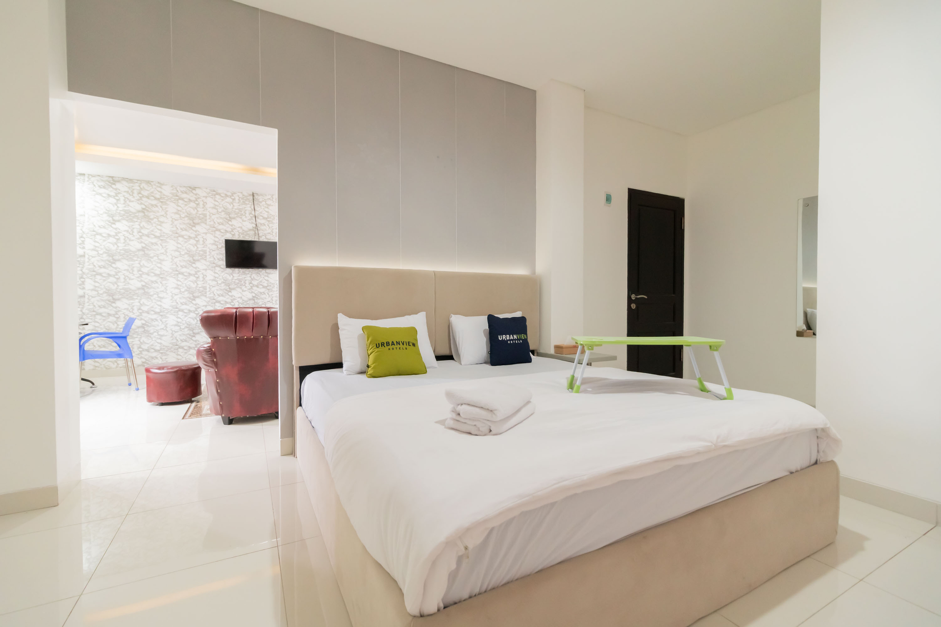 Bedroom 2, Urbanview Hotel Ephe Palembang, Palembang