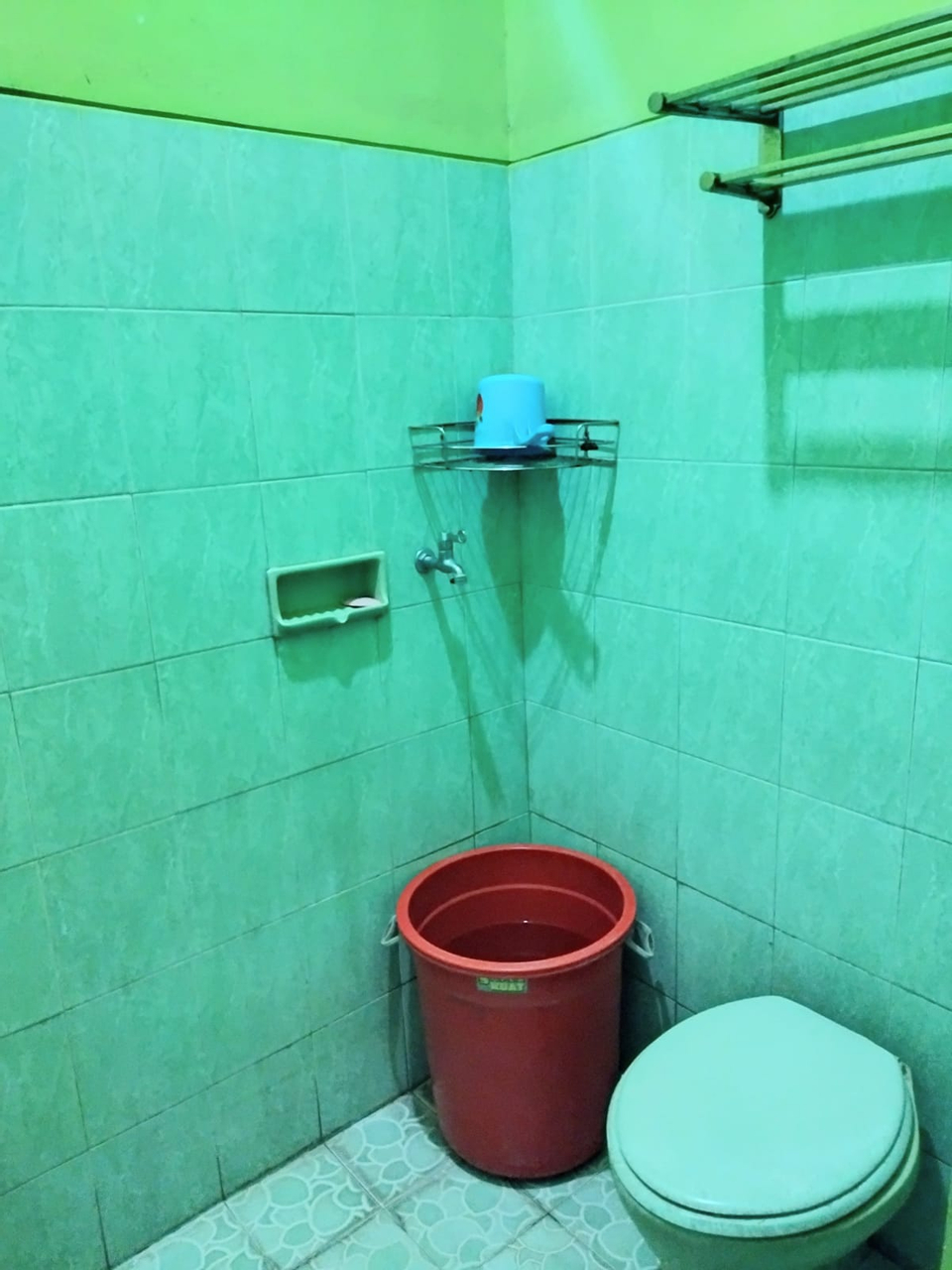 Bathroom 7