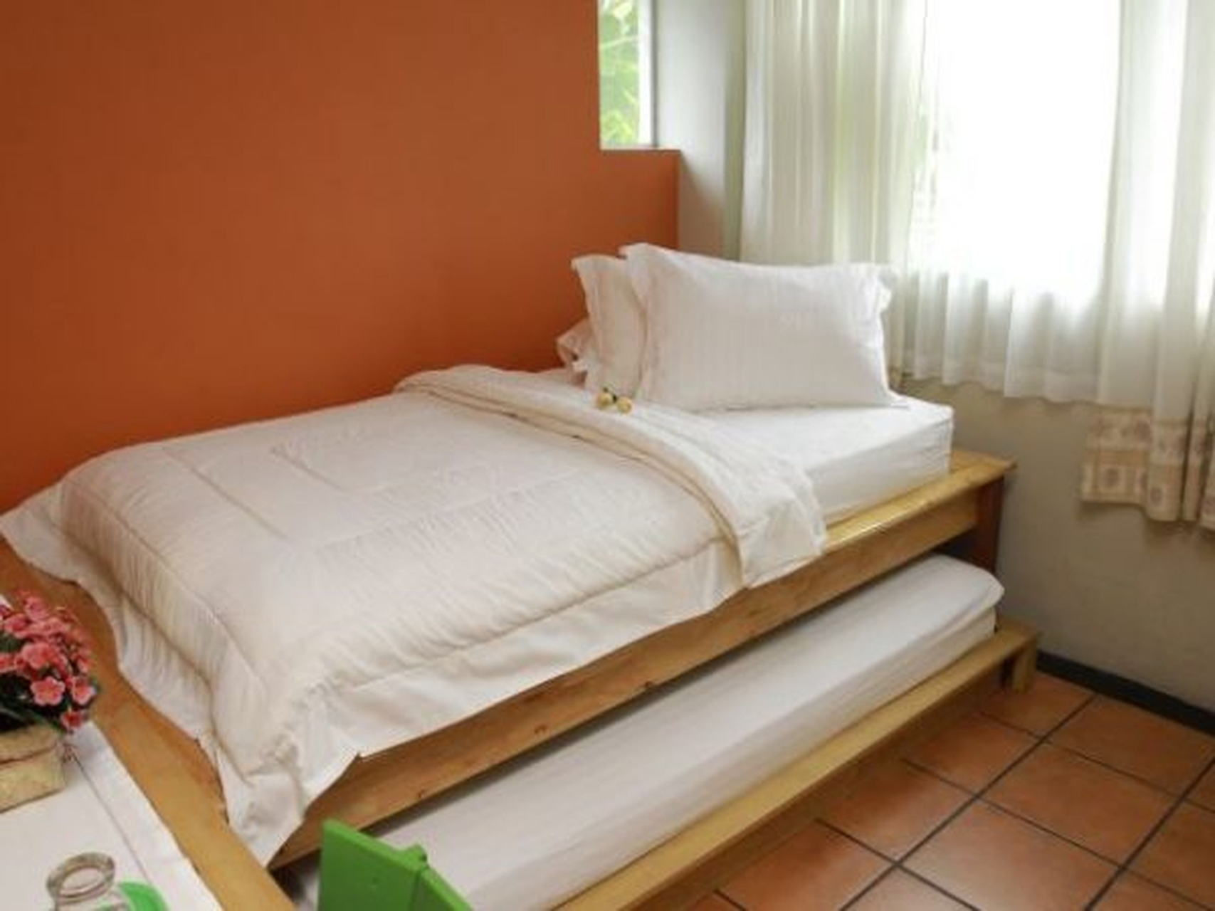 Bedroom 4, Roemah 28 Syariah Boutique Hotel, Medan