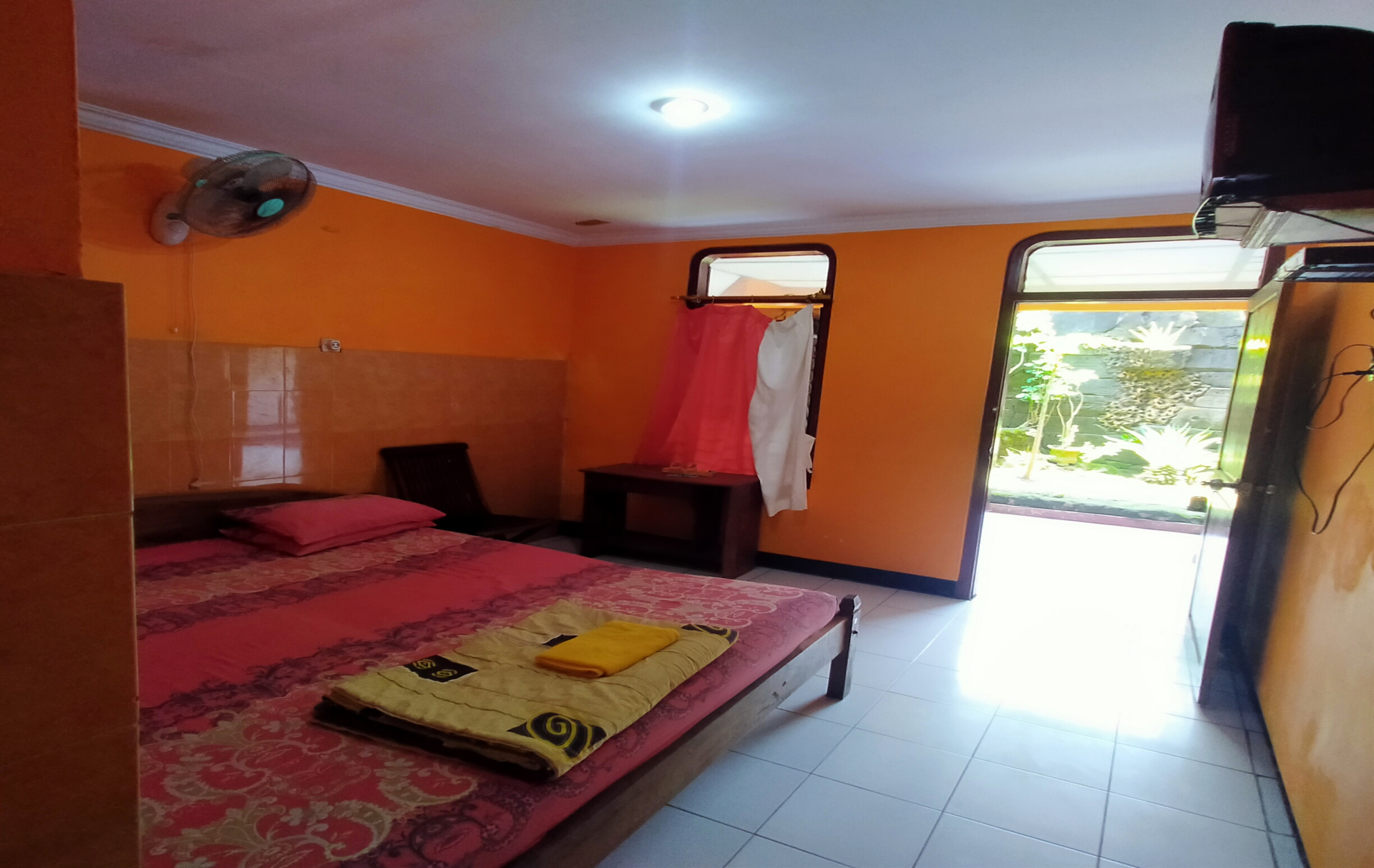 Bedroom 2, HOTEL WIDODO 1 TUSTIYANI PARANGTRITIS, Bantul