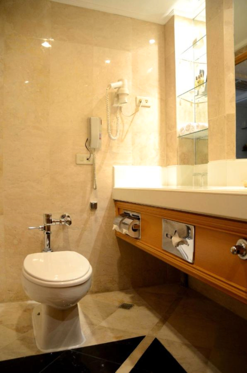 Bathroom 3