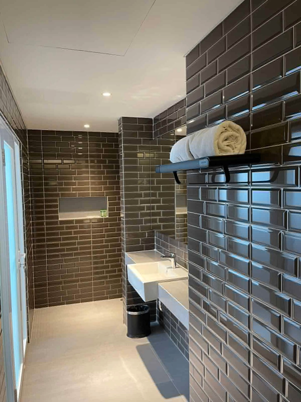 Bathroom 4