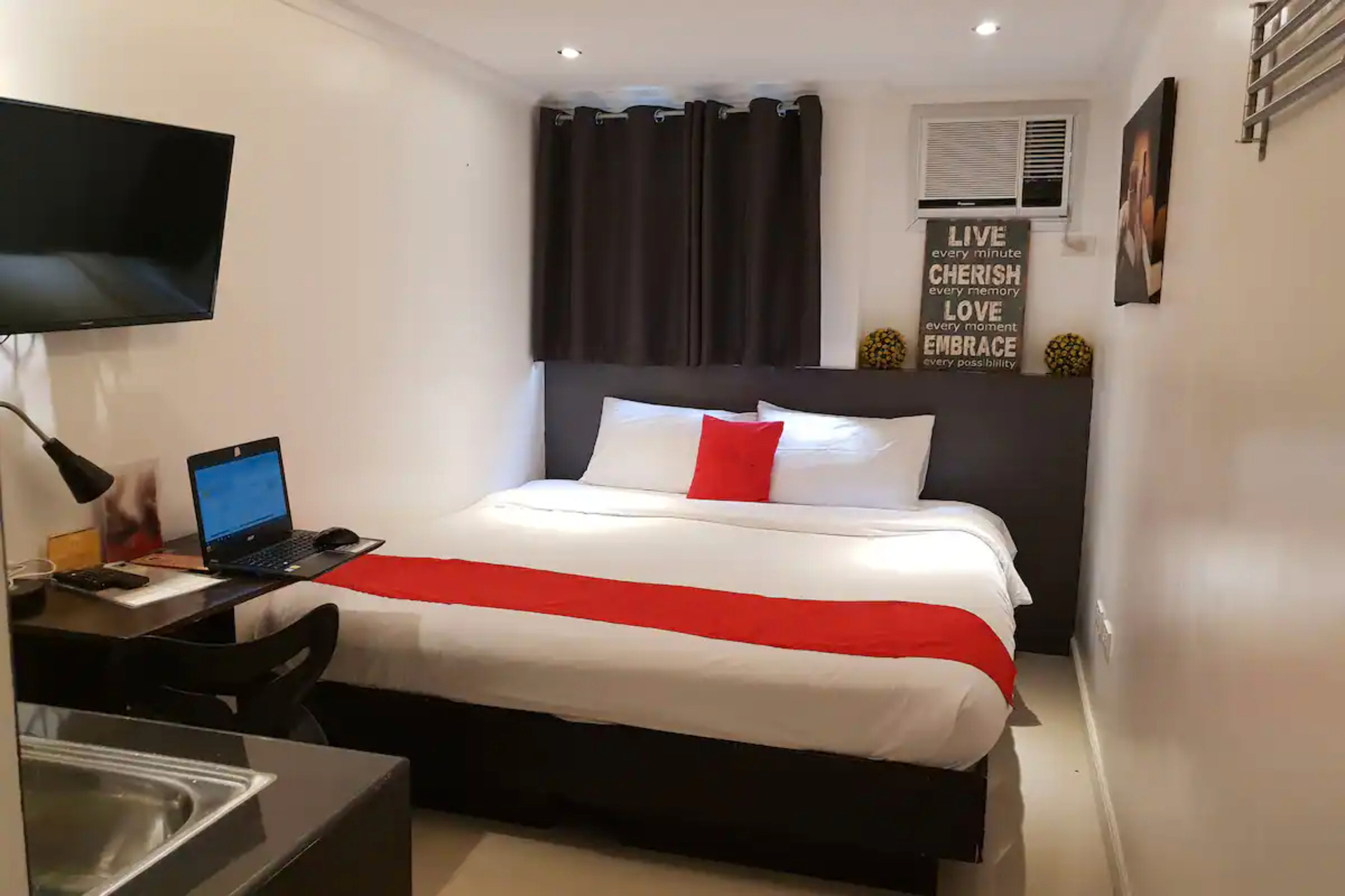 Bedroom 5, OYO 865 Blythe Suites Baguio, Baguio City