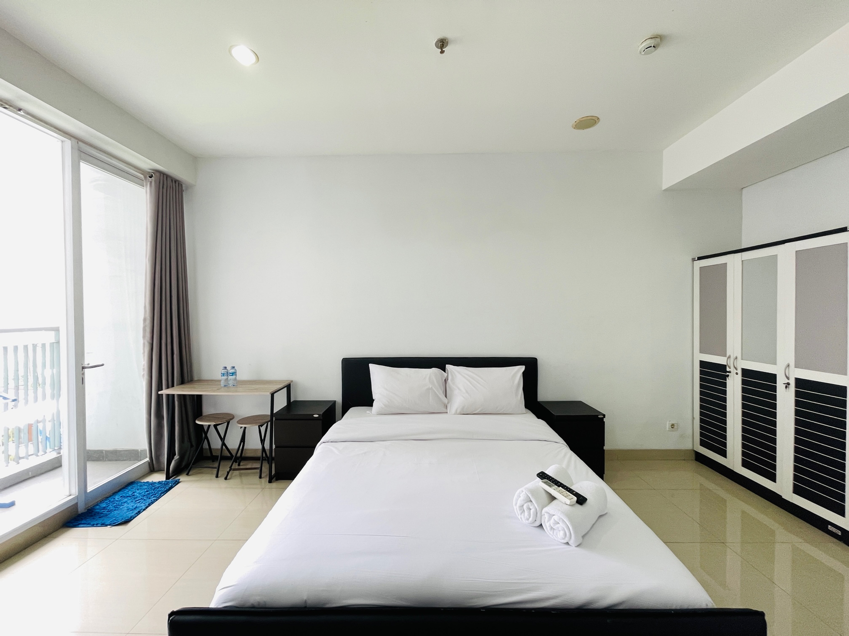 Cozy Studio Room at Dago Suites Apartment By Travelio, Bandung