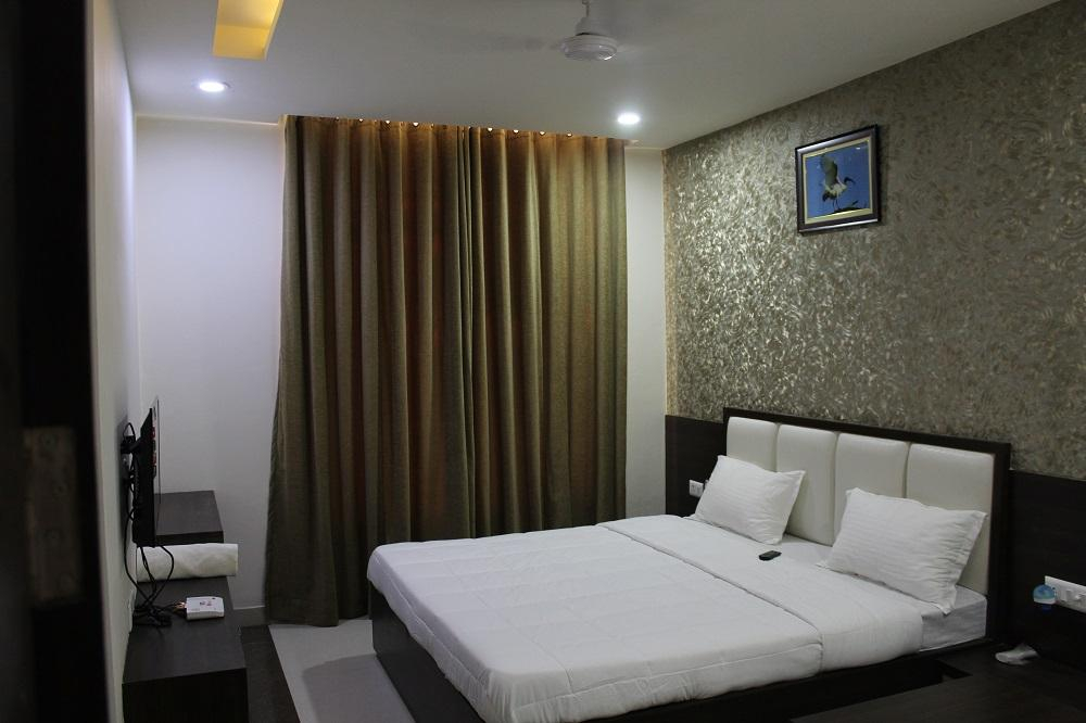 Bedroom 3, Hotel Celebration, Bharatpur