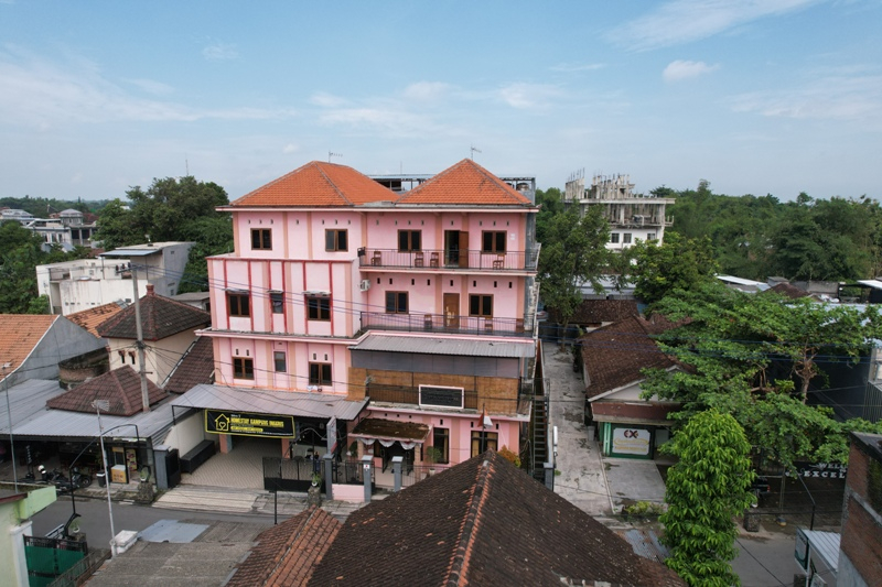 Exterior & Views 1, Homestay Kampung Inggris Syariah, Kediri