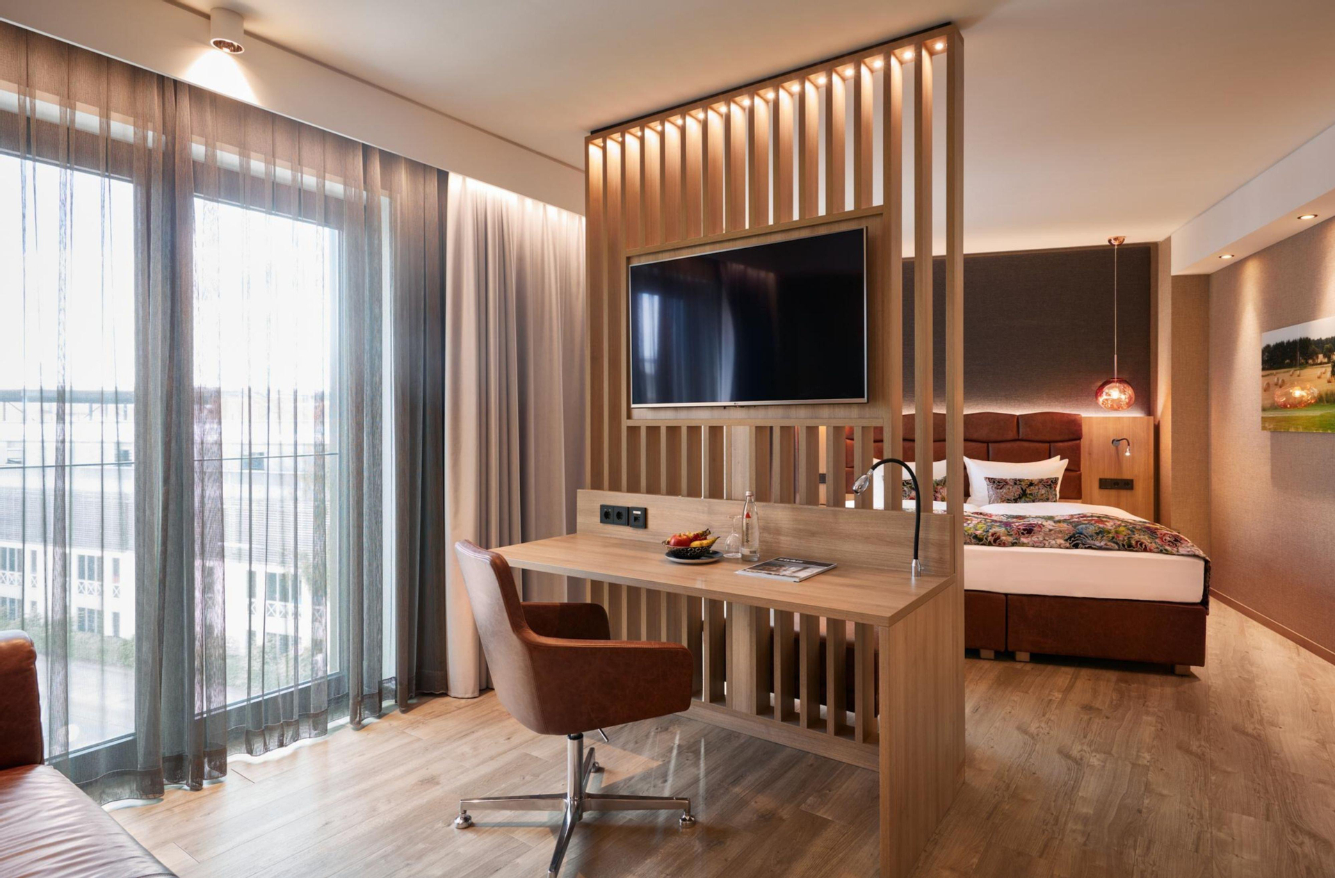 Room 8