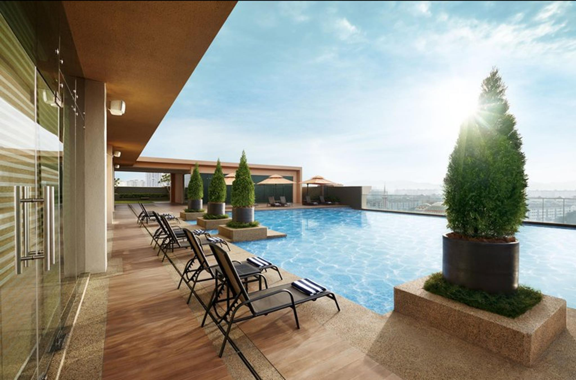 Exterior & Views