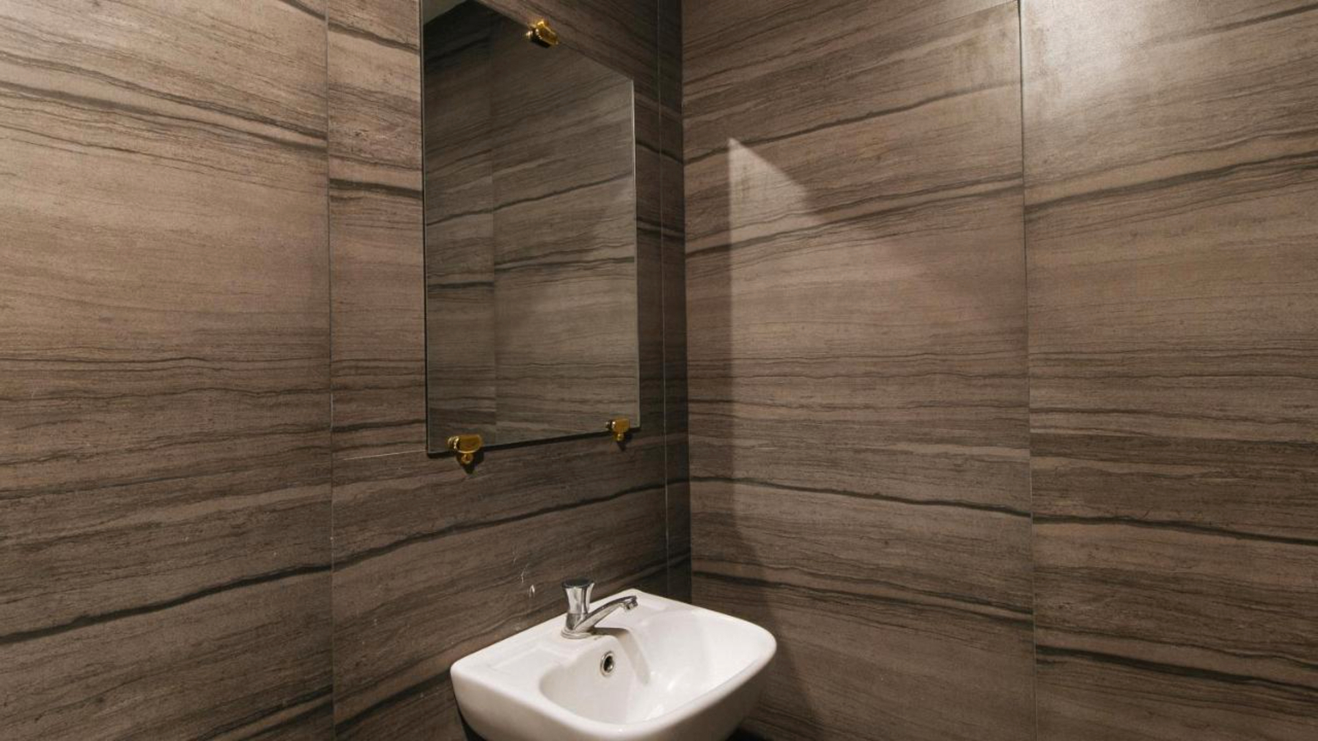 Bathroom 4