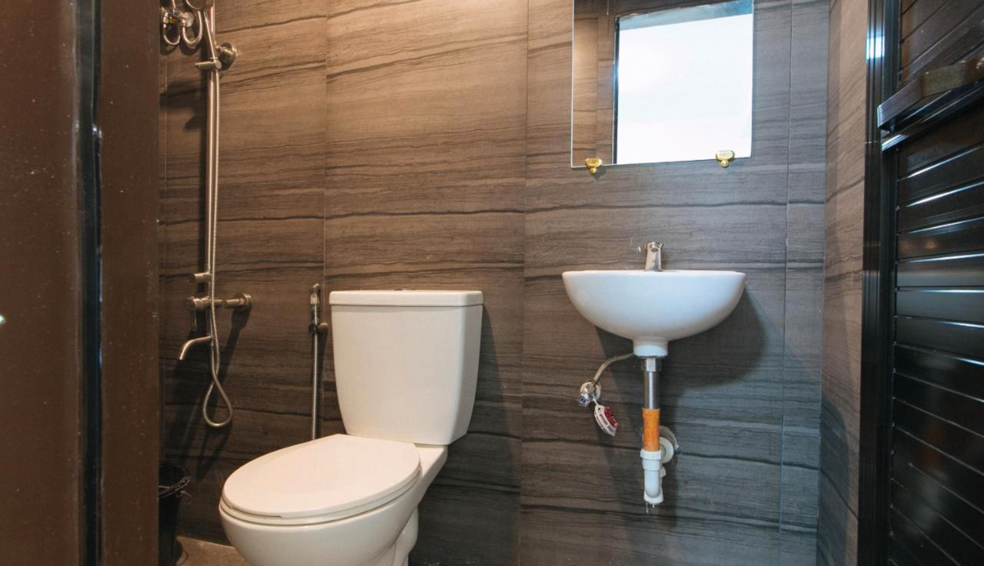 Bathroom 3