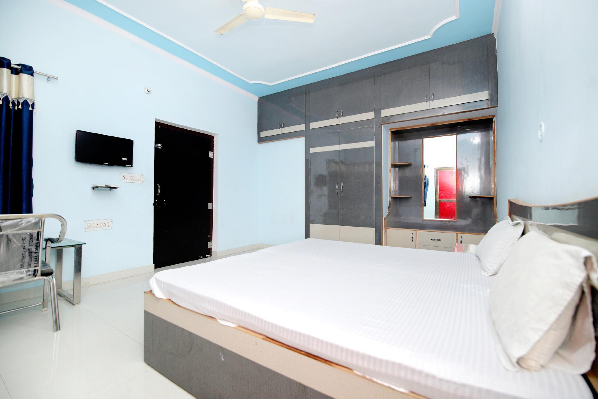 Bedroom 3, SPOT ON 42089 Hotel Aanchal, Dausa