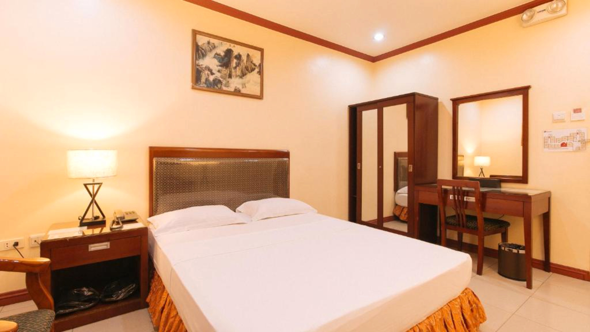 Bedroom 4, Peace Hotel, Manila City