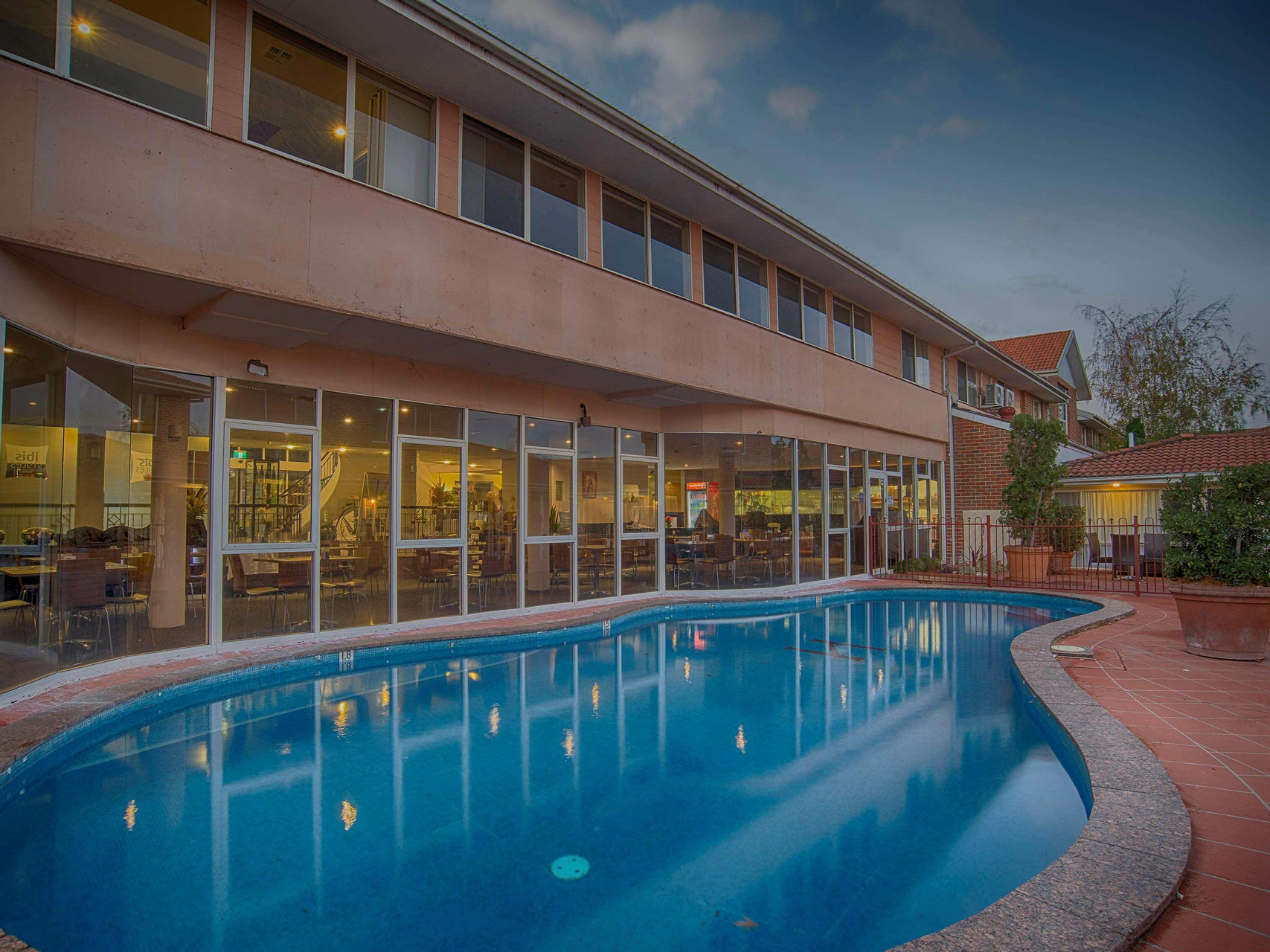 Sport & Beauty, ibis Styles Canberra, Narrabundah