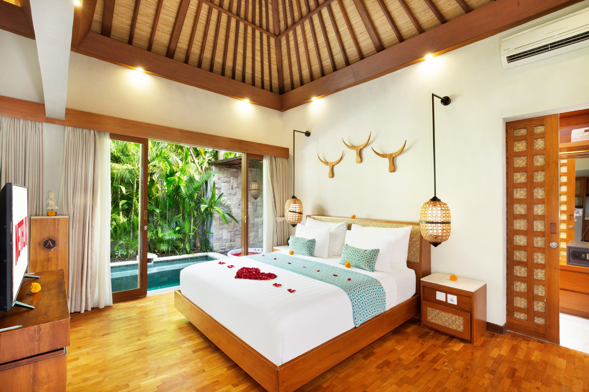 Bedroom 2, Aksari Villa Seminyak by Ini Vie Hospitality, Badung