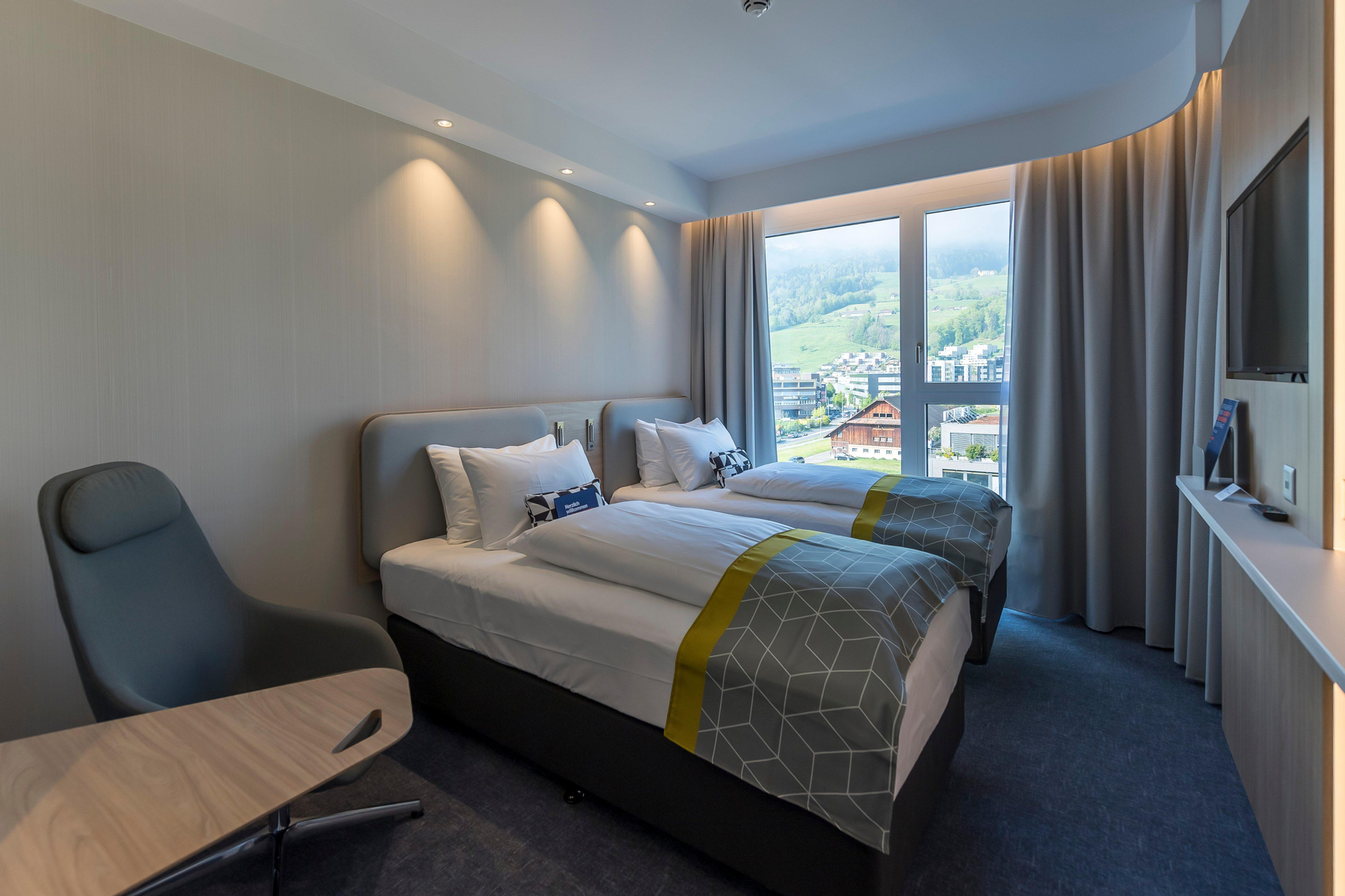 Room 4