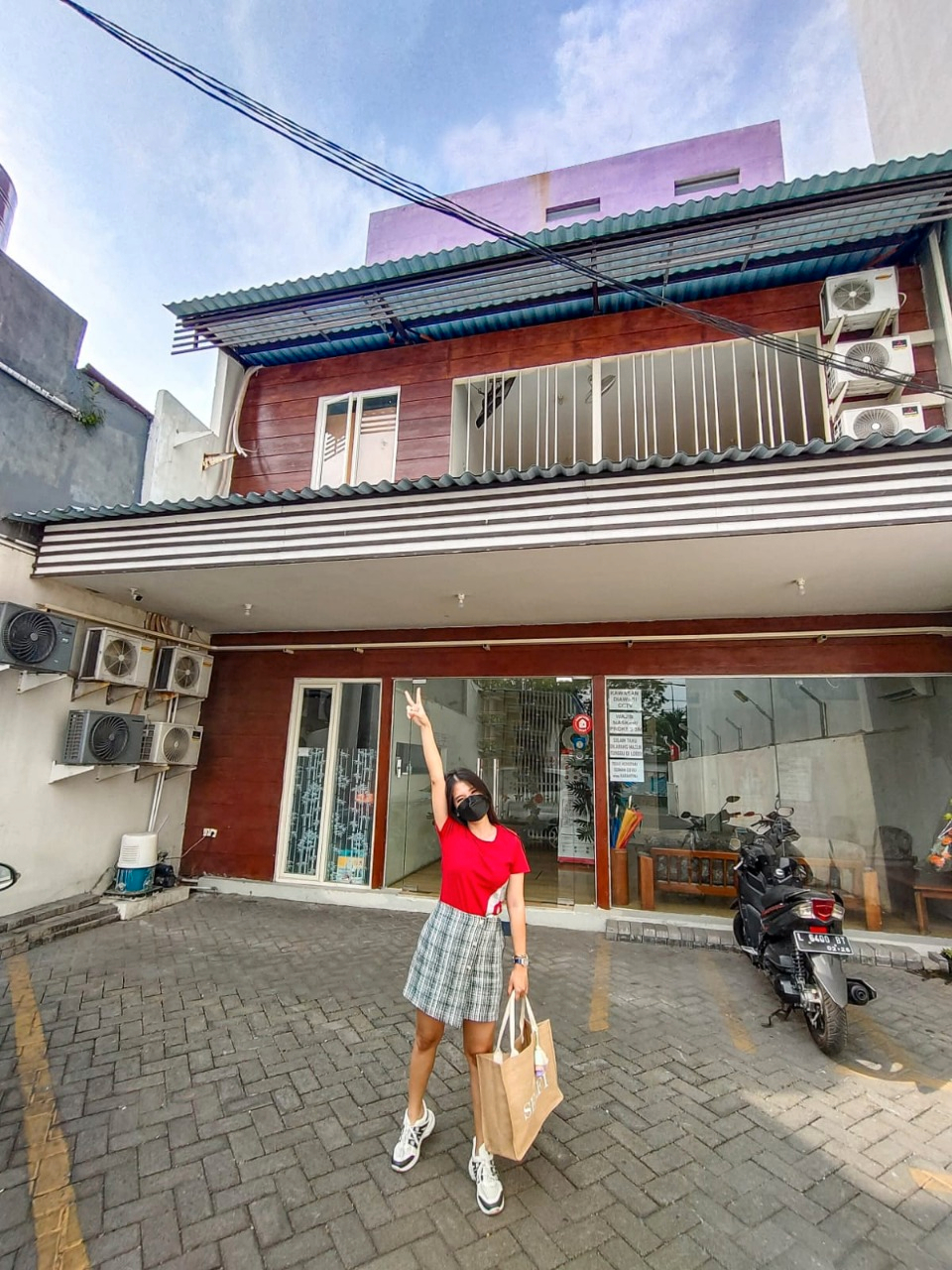 KOZY 15 By Turu Hotel, Surabaya